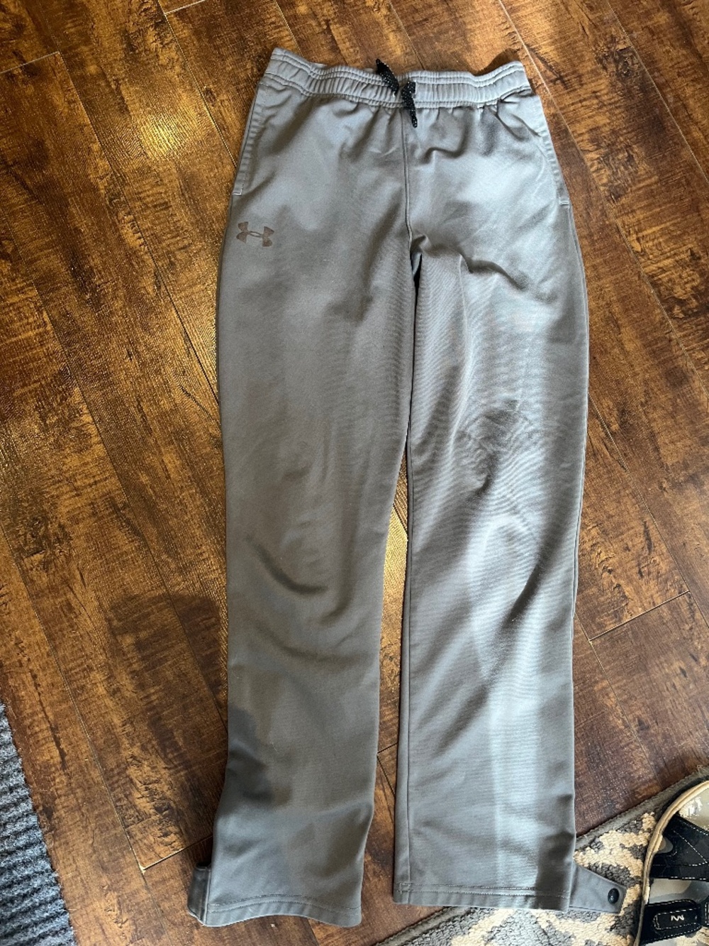 Under armour youth pants